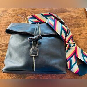 Dooney and Burke crossbody with colorful, cute and comfortable strap.